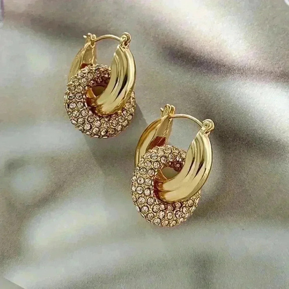 Yellow Gold Women's Gold Color Zinc Alloy Full Diamond Inlaid Hoop Earrings - Picture 4 of 5